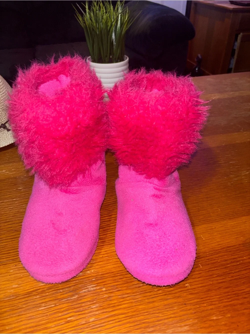 isotoner Kids Hot Pink Fuzzy Cuff Slippers